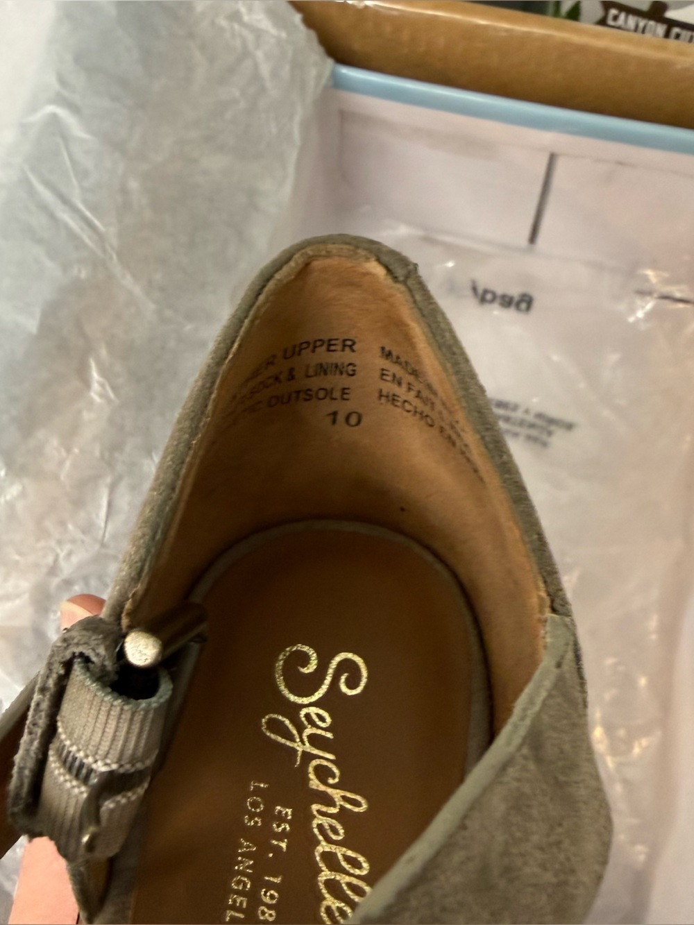 COPY - Seychelles Latch Key Lug Sole Suede Taupe Sandle - Picture 10 of 10